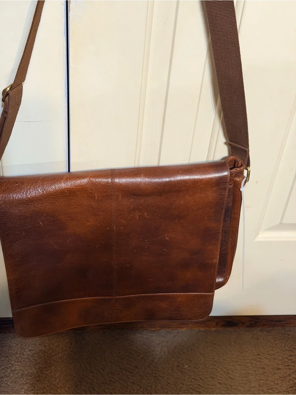 Mancini Leather Messenger Bag in Chestnut Brown - Classic